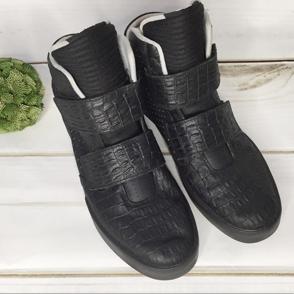 **SOLD** NIKE Flystepper 2K3 Hightop Sneakers - Picture 2 of 8